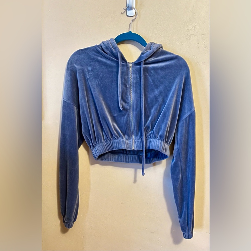 Forever 21 - Velour Cropped Jacket - Medium